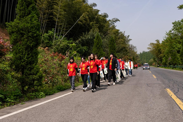 7601618797256739.jpg 團(tuán)委4_副本.jpg