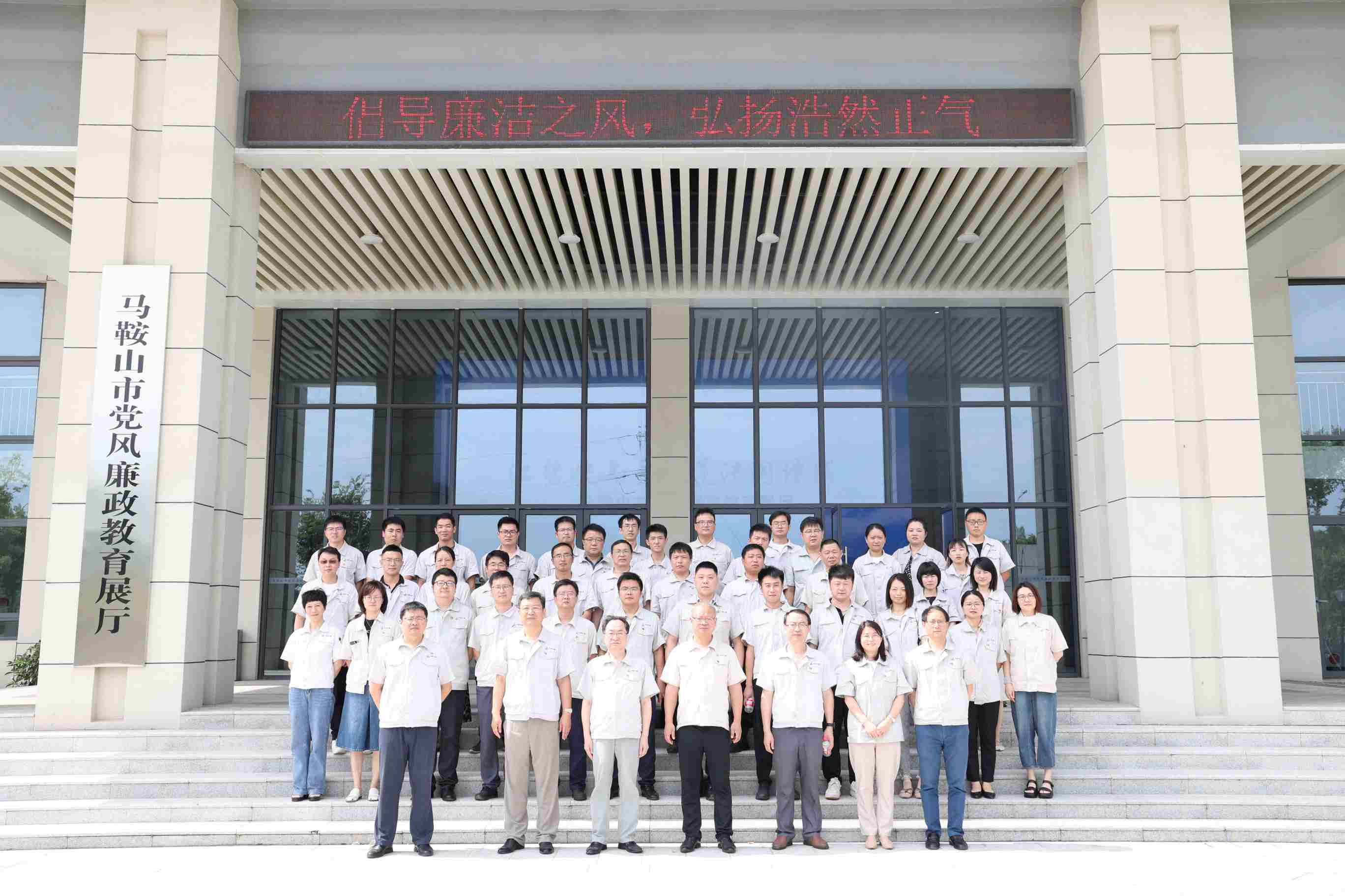 8471688643322413.jpg 8471688643322413.jpg