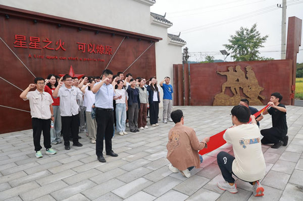 7541759201215572.jpg 圖片2_副本.jpg